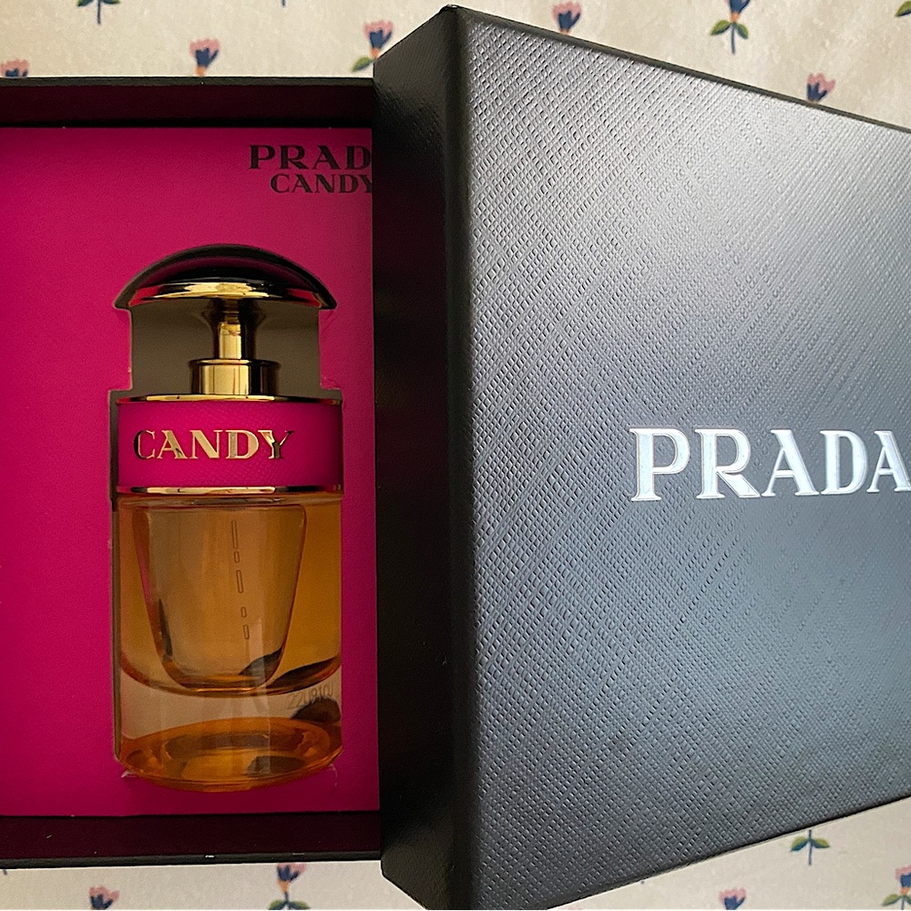Prada Candy Eau de Parfum Spray, 1 Ounce